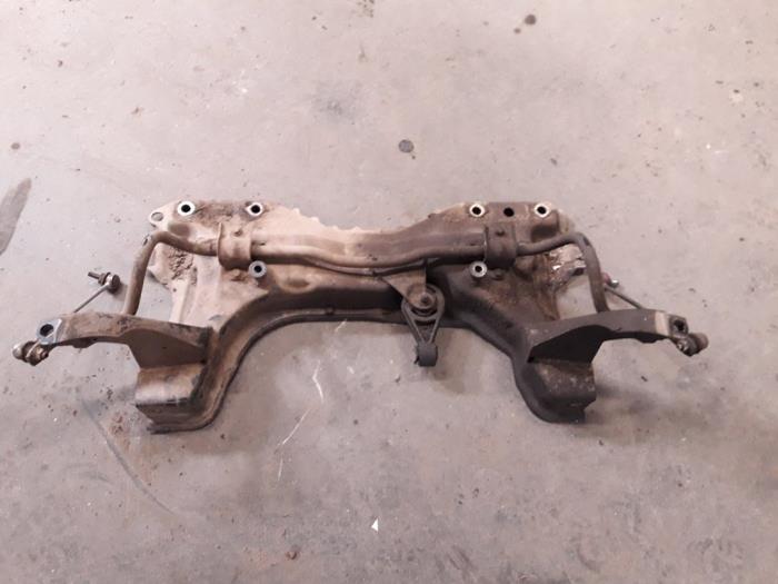 Gebrauchte Unterrahmen Ford Focus 1 1.6 16V Preis auf Anfrage angeboten von Autodemontage Joko B.V.