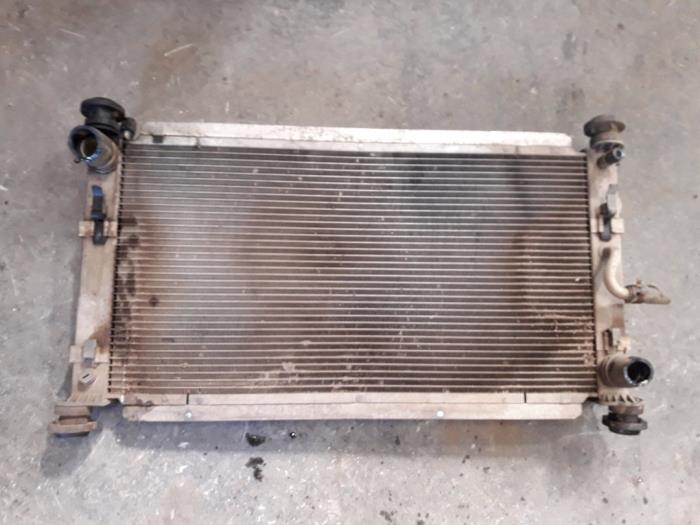 Usagé Radiateur Ford Focus 1 1.6 16V Prix sur demande proposé par Autodemontage Joko B.V.