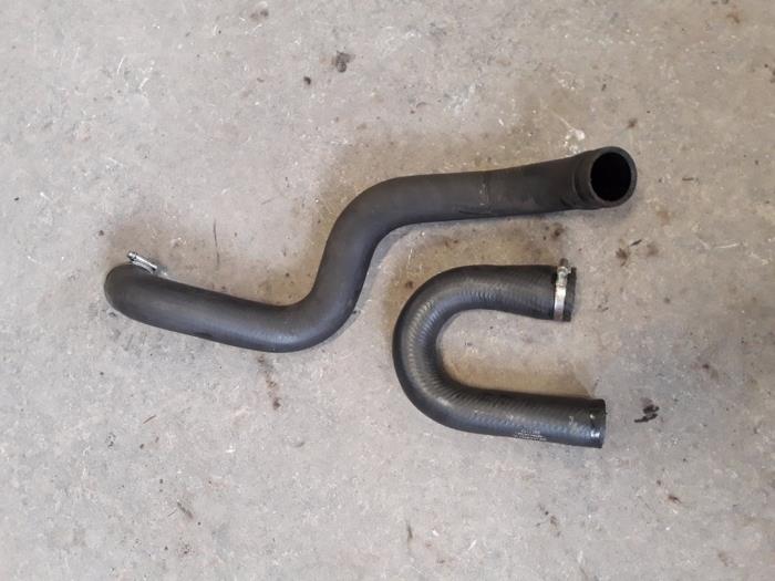 Gebrauchte Intercooler Schlauch Opel Combo (Corsa C) 1.7 DTI 16V Preis auf Anfrage angeboten von Autodemontage Joko B.V.