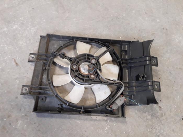 Air conditioning cooling fans from a Nissan Micra (K11) 1.3 LX,SLX 16V 2000