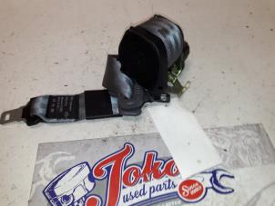 Used Rear seatbelt buckle, centre Renault Clio II (BB/CB) 2.0 16V Sport Price on request offered by Autodemontage Joko B.V.