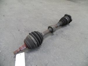 Used Front drive shaft, left Seat Leon (1M1) 1.6 16V Price on request offered by Autodemontage Joko B.V.