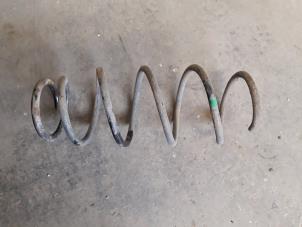 Used Front spring screw Toyota Yaris II (P9) 1.4 D-4D Price on request offered by Autodemontage Joko B.V.