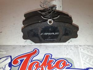 Used Front brake pad Renault Scenic Price on request offered by Autodemontage Joko B.V.