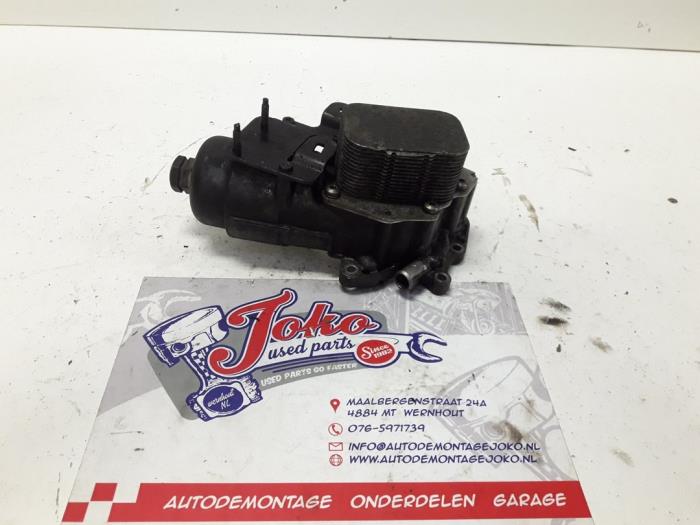 Gebrauchte Ölfiltergehäuse Ford Focus 3 1.6 TDCi 95 Preis auf Anfrage angeboten von Autodemontage Joko B.V.