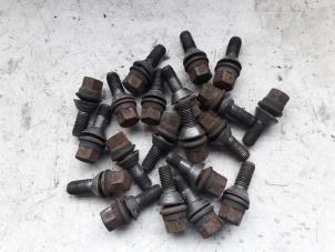 Used Set of wheel bolts Renault Laguna II Grandtour (KG) 1.9 dCi 110 Price on request offered by Autodemontage Joko B.V.
