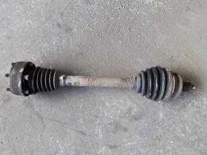 Used Front drive shaft, left Seat Ibiza III (6L1) 1.4 16V 100 Price on request offered by Autodemontage Joko B.V.