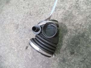 Used Air intake hose BMW 5 serie Touring (E39) 523i 24V Price on request offered by Autodemontage Joko B.V.