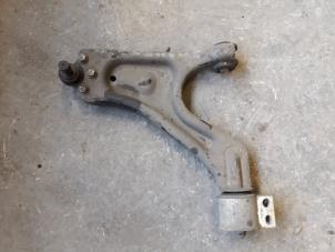 Used Front lower wishbone, left Saab 9-5 (YS3E) 1.9 TiD 16V Price on request offered by Autodemontage Joko B.V.