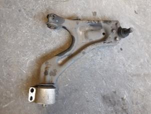 Used Front lower wishbone, right Saab 9-5 (YS3E) 1.9 TiD 16V Price on request offered by Autodemontage Joko B.V.