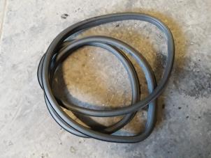 Used Front door seal 4-door, left Saab 9-5 (YS3E) 1.9 TiD 16V Price on request offered by Autodemontage Joko B.V.