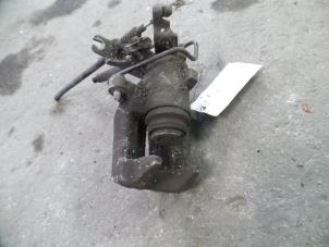 Used Rear brake calliper, right Volkswagen Caddy III (2KA,2KH,2CA,2CH) 1.6 TDI 16V Price on request offered by Autodemontage Joko B.V.