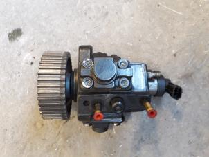 Used Mechanical fuel pump Saab 9-5 (YS3E) 1.9 TiD 16V Price on request offered by Autodemontage Joko B.V.