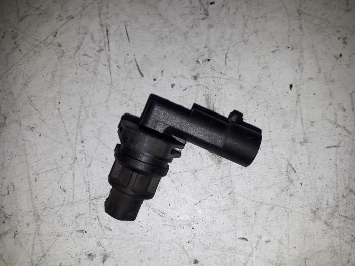 Begagnade Kamaxelsensor Saab 9-5 (YS3E) 1.9 TiD 16V Pris på förfrågan erbjuds av Autodemontage Joko B.V.