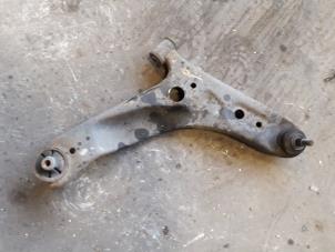 Used Front lower wishbone, right Kia Picanto (BA) 1.0 12V Price on request offered by Autodemontage Joko B.V.
