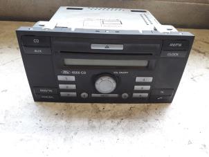 Used Radio CD player Ford Focus 2 Wagon 1.6 16V Price on request offered by Autodemontage Joko B.V.