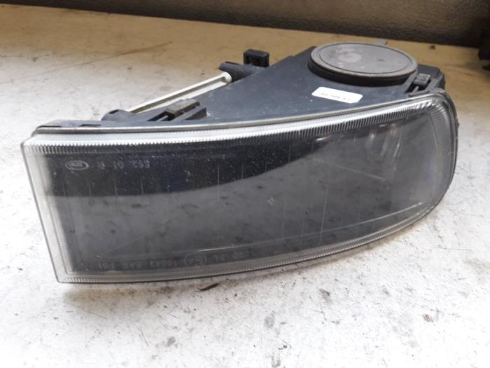 Używane Halogen prawy Saab 9-3 II (YS3F) 1.8t 16V Cena na żądanie oferowane przez Autodemontage Joko B.V.