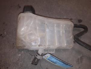 Used Expansion vessel Renault Kangoo Express (FW) 1.5 dCi 70 Price on request offered by Autodemontage Joko B.V.