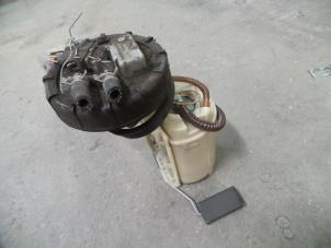 Używane Elektryczna pompa paliwa Skoda Felicia (6U1) 1.6 Cena na żądanie oferowane przez Autodemontage Joko B.V.