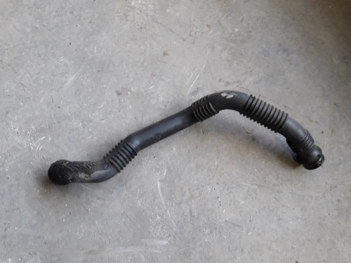 Gebrauchte Intercooler Rohr Mercedes B (W245) 2.0 B-180 CDI 16V Preis auf Anfrage angeboten von Autodemontage Joko B.V.