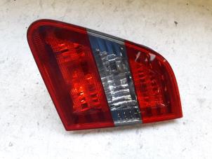 Używane Tylne swiatlo pozycyjne prawe Mercedes B (W245,242) 2.0 B-180 CDI 16V Cena na żądanie oferowane przez Autodemontage Joko B.V.