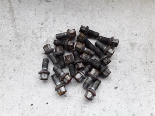 Used Set of wheel bolts Mercedes B (W245,242) 2.0 B-180 CDI 16V Price on request offered by Autodemontage Joko B.V.