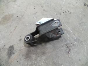 Used Gearbox mount Citroen Jumpy (BS/BT/BY/BZ) 1.9Di Price on request offered by Autodemontage Joko B.V.