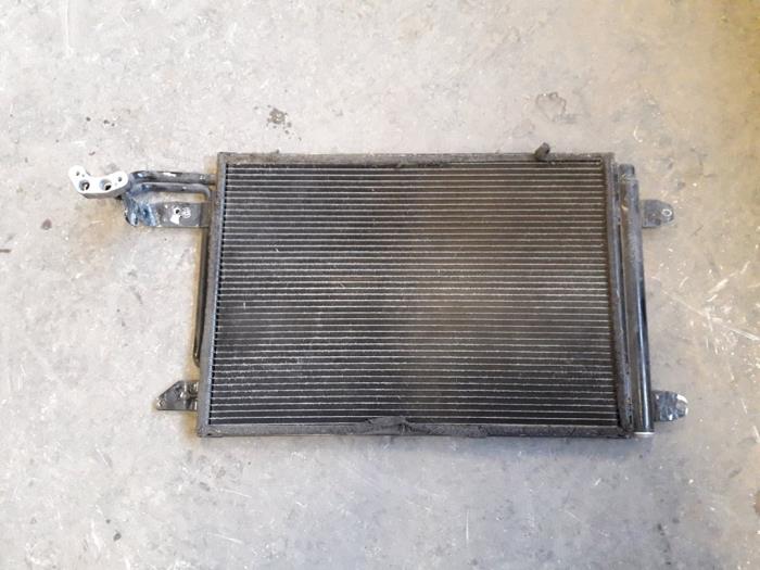 Usagé Condenseur de climatisation Volkswagen Golf Plus (5M1/1KP) 1.9 TDI 105 Prix sur demande proposé par Autodemontage Joko B.V.