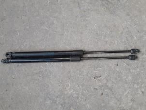 Used Rear gas strut, left Volkswagen Golf Plus (5M1/1KP) 1.9 TDI 105 Price on request offered by Autodemontage Joko B.V.