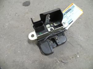 Used Tailgate lock mechanism Skoda Citigo 1.0 12V Price on request offered by Autodemontage Joko B.V.