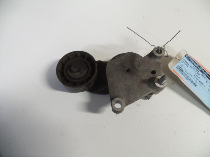 Usados Rodillo tensor correa múltiple Citroen C3 (FC/FL/FT) 1.4 HDi Precio de solicitud ofrecido por Autodemontage Joko B.V.