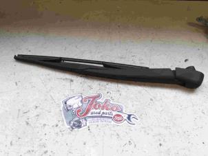 Used Rear wiper arm Kia Picanto (BA) 1.1 12V Price on request offered by Autodemontage Joko B.V.