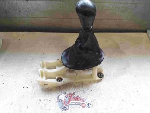 Used Gear stick Kia Picanto (BA) 1.1 12V Price on request offered by Autodemontage Joko B.V.