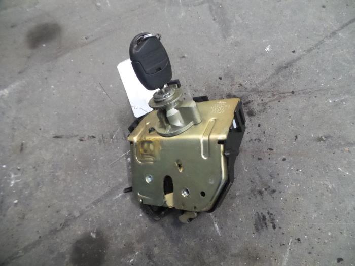 Tailgate lock mechanisms with part number YS4A43102 stock