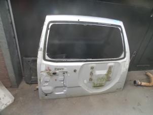 Used Minibus/van rear door Mitsubishi Pajero Hardtop (V6/7) 3.2 DI-D 16V Long Price on request offered by Autodemontage Joko B.V.