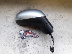 Used Wing mirror, right Seat Leon (1P1) 1.6 Price on request offered by Autodemontage Joko B.V.