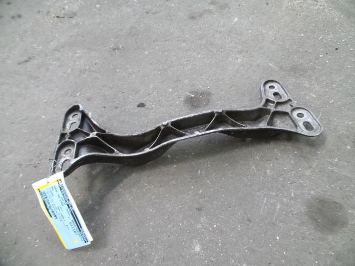 Usagé Support boîte de vitesses BMW 3 serie (E36/4) 328i 24V Prix sur demande proposé par Autodemontage Joko B.V.