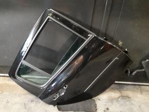 Used Rear door 4-door, right Renault Clio III (BR/CR) 1.2 16V 75 Price on request offered by Autodemontage Joko B.V.