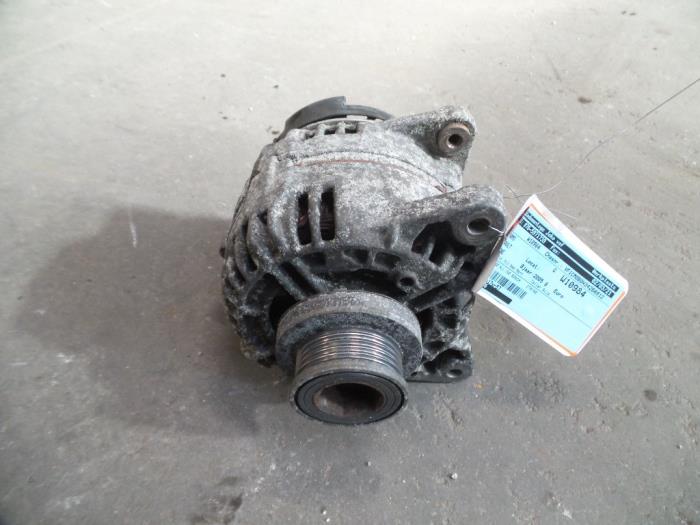Gebrauchte Dynamo Renault Megane II (BM/CM) 1.4 16V 98 Preis auf Anfrage angeboten von Autodemontage Joko B.V.