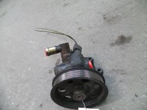 Used Power steering pump Ford Focus 1 Wagon 1.8 16V Price on request offered by Autodemontage Joko B.V.