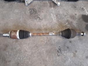 Used Front drive shaft, left Renault Clio III (BR/CR) 1.2 16V 75 Price on request offered by Autodemontage Joko B.V.