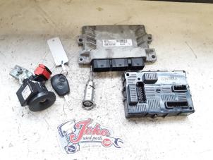 Used Set of cylinder locks (complete) Renault Clio III (BR/CR) 1.2 16V 75 Price on request offered by Autodemontage Joko B.V.