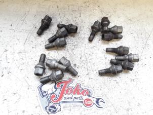 Used Set of wheel bolts Renault Clio III (BR/CR) 1.2 16V 75 Price on request offered by Autodemontage Joko B.V.