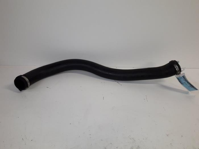 Turbo hose from a Opel Movano (4A1; 4A2; 4B2; 4B3; 4C2; 4C3) 2.5 DTI 2003