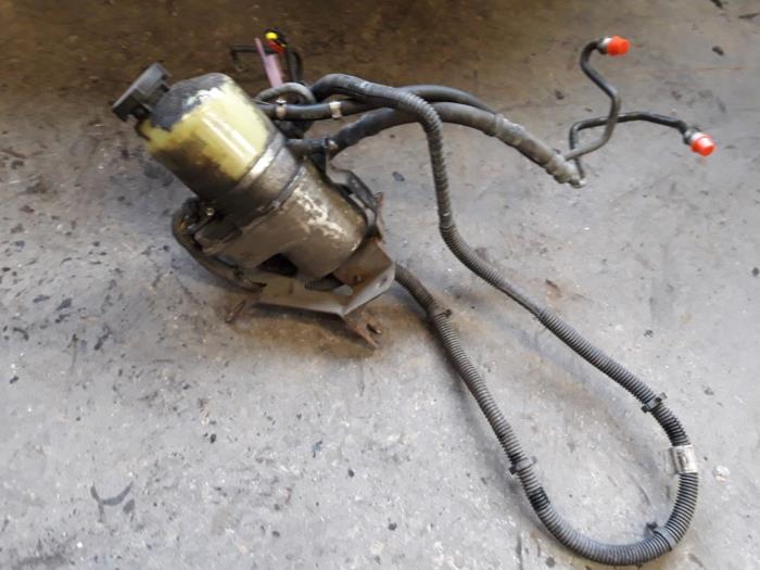 Power steering pump Opel Zafira 1.8 16V 24436412 Z18XE