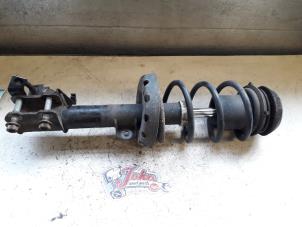 Used Front shock absorber rod, left Opel Zafira (F75) 1.8 16V Price on request offered by Autodemontage Joko B.V.