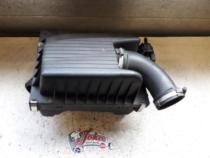 Begagnade Luftfilterhus Opel Zafira (F75) 1.8 16V Pris på förfrågan erbjuds av Autodemontage Joko B.V.