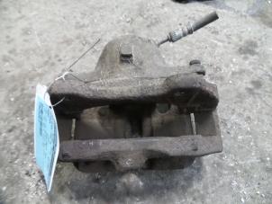 Used Front brake calliper, right Citroen Jumpy (BS/BT/BY/BZ) 2.0 HDi 90 Price on request offered by Autodemontage Joko B.V.