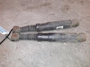 Used Shock absorber kit Citroen Jumpy (BS/BT/BY/BZ) 2.0 HDi 90 Price on request offered by Autodemontage Joko B.V.