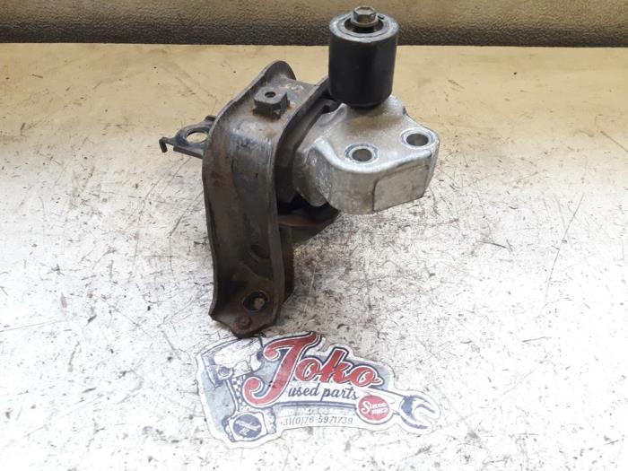 Gebrauchte Motorlager Toyota Yaris (P1) 1.3 16V VVT-i Preis auf Anfrage angeboten von Autodemontage Joko B.V.